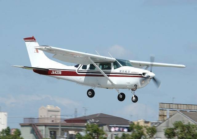 セスナTU206G機体の紹介 | 朝日航空株式会社